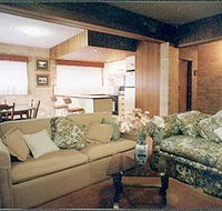 Hillside View Apartments - Darwin Holiday