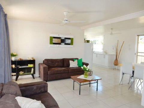 Lucinda Holiday Rentals  - Darwin Holiday 3