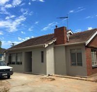 Adelaide Rooms - Darwin Holiday