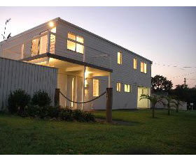 Joylaine - Darwin Holiday 0