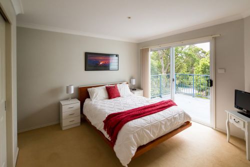 Valentine NSW Darwin Holiday