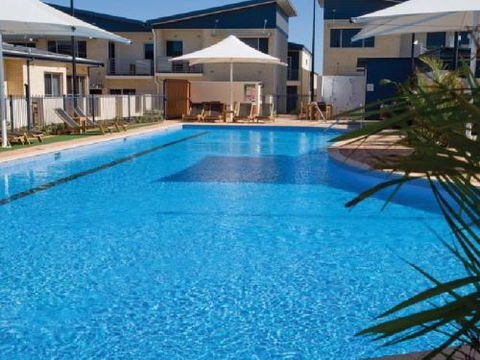 Geraldton Serviced Apartments - Darwin Holiday 8