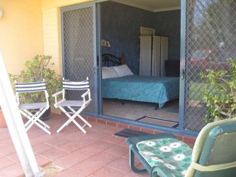 Windsurfer Beach Chalets - Darwin Holiday 3