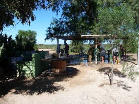 Cowell Foreshore Caravan Park & Holiday Units - Darwin Holiday 3