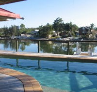 Mooloolaba Canal Holiday House