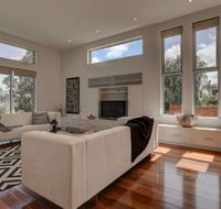 Hearn's Port Fairy Accommodation - Darwin Holiday