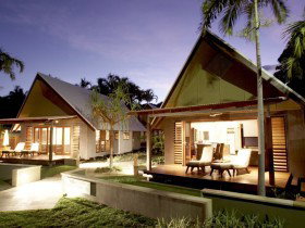 Best Of Magnetic - Darwin Holiday 1