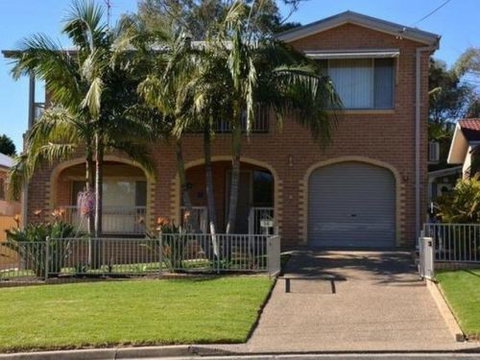 Tomakin Beach House - Darwin Holiday 0