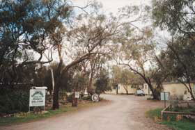 Beautiful Valley Caravan Park Cabins - Darwin Holiday 0