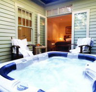 Treetops at Lochiel - Darwin Holiday