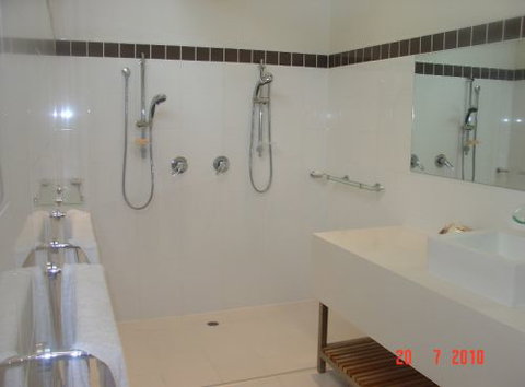 On Great Ocean Road - Darwin Holiday 6