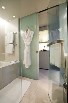 Hilton Sydney - Darwin Holiday 57