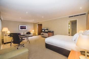 Hilton Sydney - Darwin Holiday 68