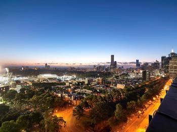 Pullman Melbourne On The Park - Darwin Holiday 28