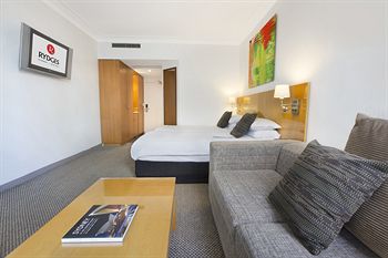 Rydges Sydney Central - Darwin Holiday 18