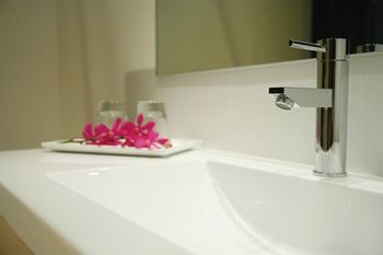 Rendezvous Hotel Sydney Central - Darwin Holiday 5