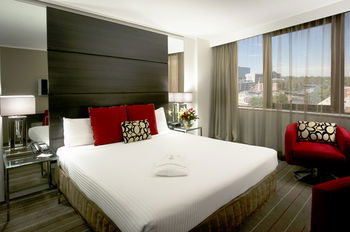 Novotel Sydney Parramatta - Darwin Holiday 13