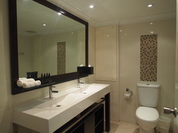 The York By Swiss-Belhotel International - Darwin Holiday 17