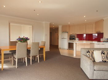 The York By Swiss-Belhotel International - Darwin Holiday 36