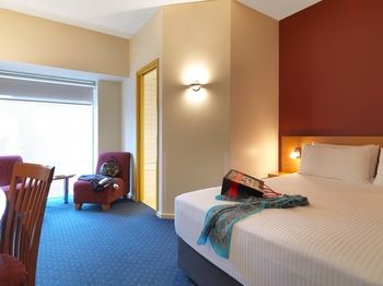 Ibis Melbourne Little Bourke Street - Darwin Holiday 9