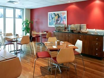 Ibis Melbourne Little Bourke Street - Darwin Holiday 20