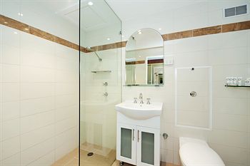 Newcastle East NSW Darwin Holiday