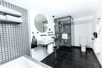 Ovolo Woolloomooloo - Darwin Holiday 75