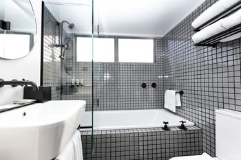 Ovolo Woolloomooloo - Darwin Holiday 84