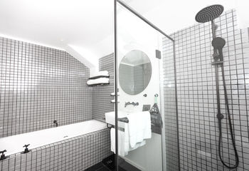 Ovolo Woolloomooloo - Darwin Holiday 85