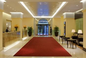 Radisson Blu Plaza Hotel Sydney - Darwin Holiday 5