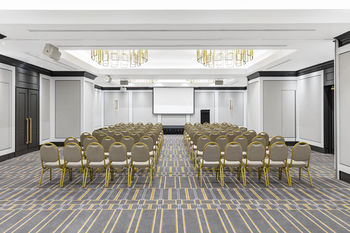 Radisson Blu Plaza Hotel Sydney - Darwin Holiday 49