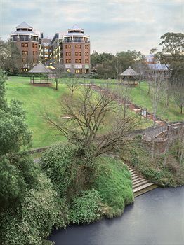 Amora Riverwalk Melbourne - Darwin Holiday 0