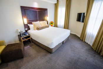 Amora Riverwalk Melbourne - Darwin Holiday 58