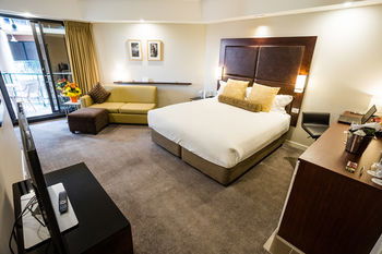 Amora Riverwalk Melbourne - Darwin Holiday 61