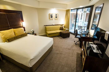 Amora Riverwalk Melbourne - Darwin Holiday 64