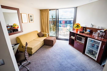 Amora Riverwalk Melbourne - Darwin Holiday 67