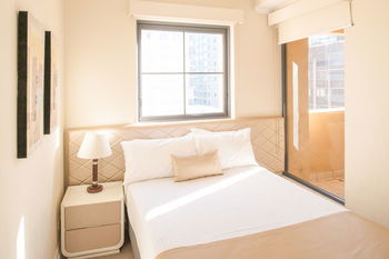 Seasons Harbour Plaza - Darwin Holiday 31