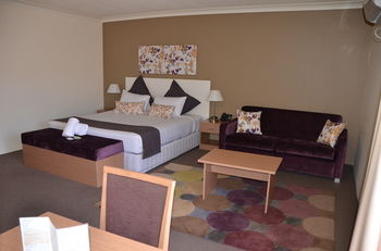 Country Comfort Hunts Liverpool - Darwin Holiday 0