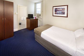 Ibis Styles Kingsgate - Darwin Holiday 3