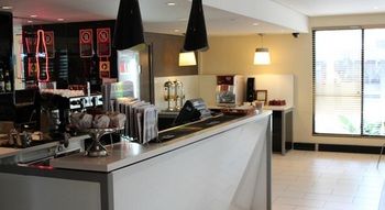 Ibis Newcastle - Darwin Holiday 20