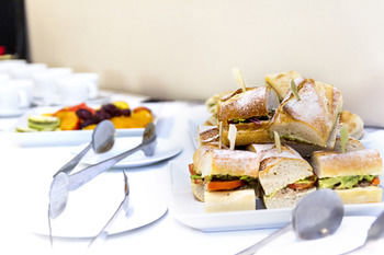 Radisson Hotel & Suites Sydney - Darwin Holiday 20