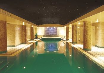 Radisson Hotel & Suites Sydney - Darwin Holiday 30