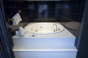 Bell Motel - Darwin Holiday 4