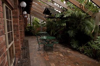 Bell Motel - Darwin Holiday 5