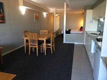Waldorf The Entrance Serviced Apartments - Darwin Holiday 42