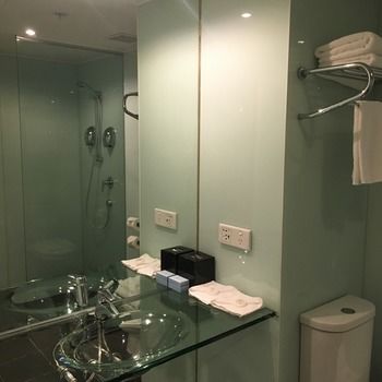 Ramada Encore Dandenong - Darwin Holiday 1