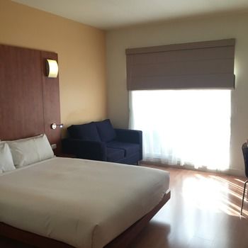 Ramada Encore Dandenong - Darwin Holiday 15