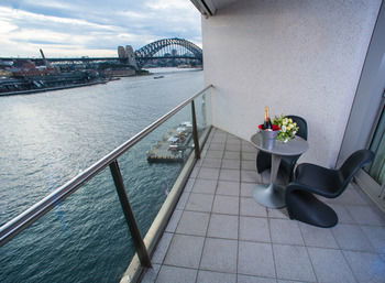 Pullman Quay Grand Sydney Harbour - Darwin Holiday 14