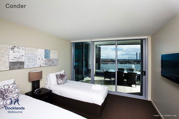 Grand Mercure Apartments Docklands - Darwin Holiday 5