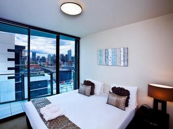 Grand Mercure Apartments Docklands - Darwin Holiday 53